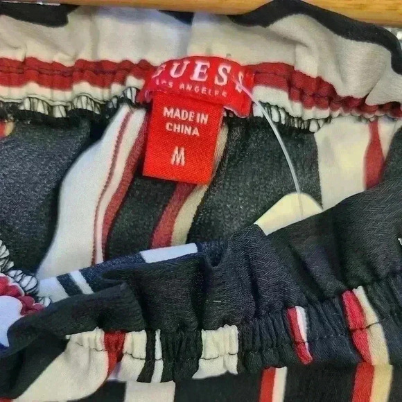 GUESS Off the shoulder long sleeve  crop top - Picture 5 of 6